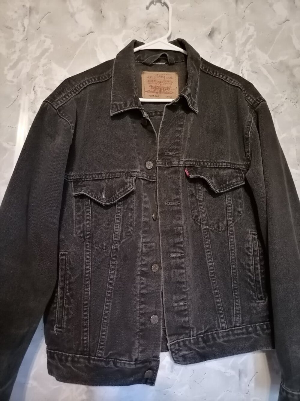 Vintage Levi's Men’s Size S (70507-0260) Black Denim Trucker Jacket Relaxed Fit